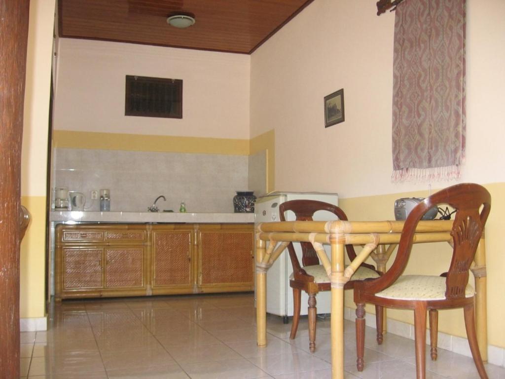 Ombak Putih Bungalows Hotel Nusa Dua  Room photo